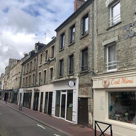 Duplex Parapluies De Cherbourg Netflix Parking ภายนอก รูปภาพ