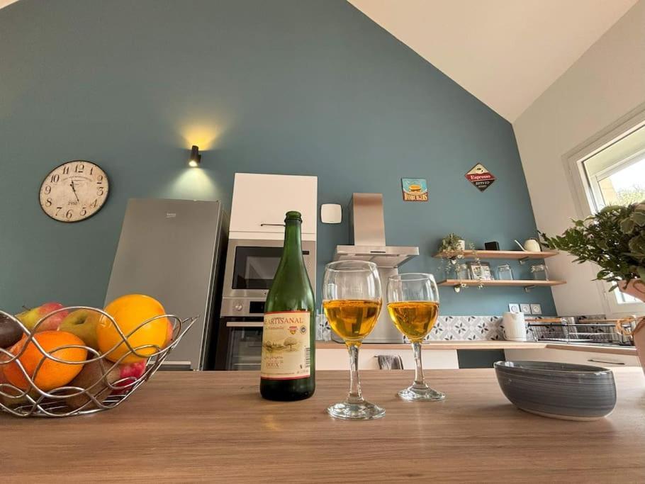 Duplex Parapluies De Cherbourg Netflix Parking ภายนอก รูปภาพ