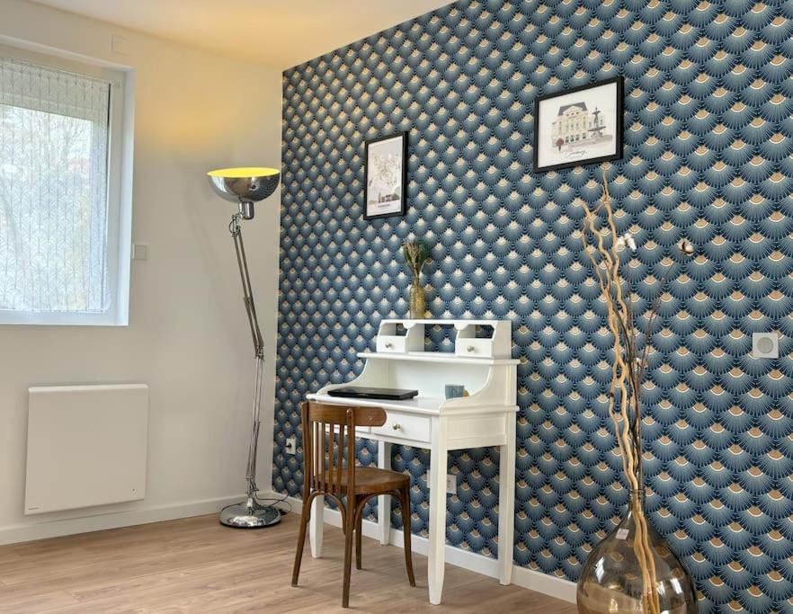 Duplex Parapluies De Cherbourg Netflix Parking ภายนอก รูปภาพ